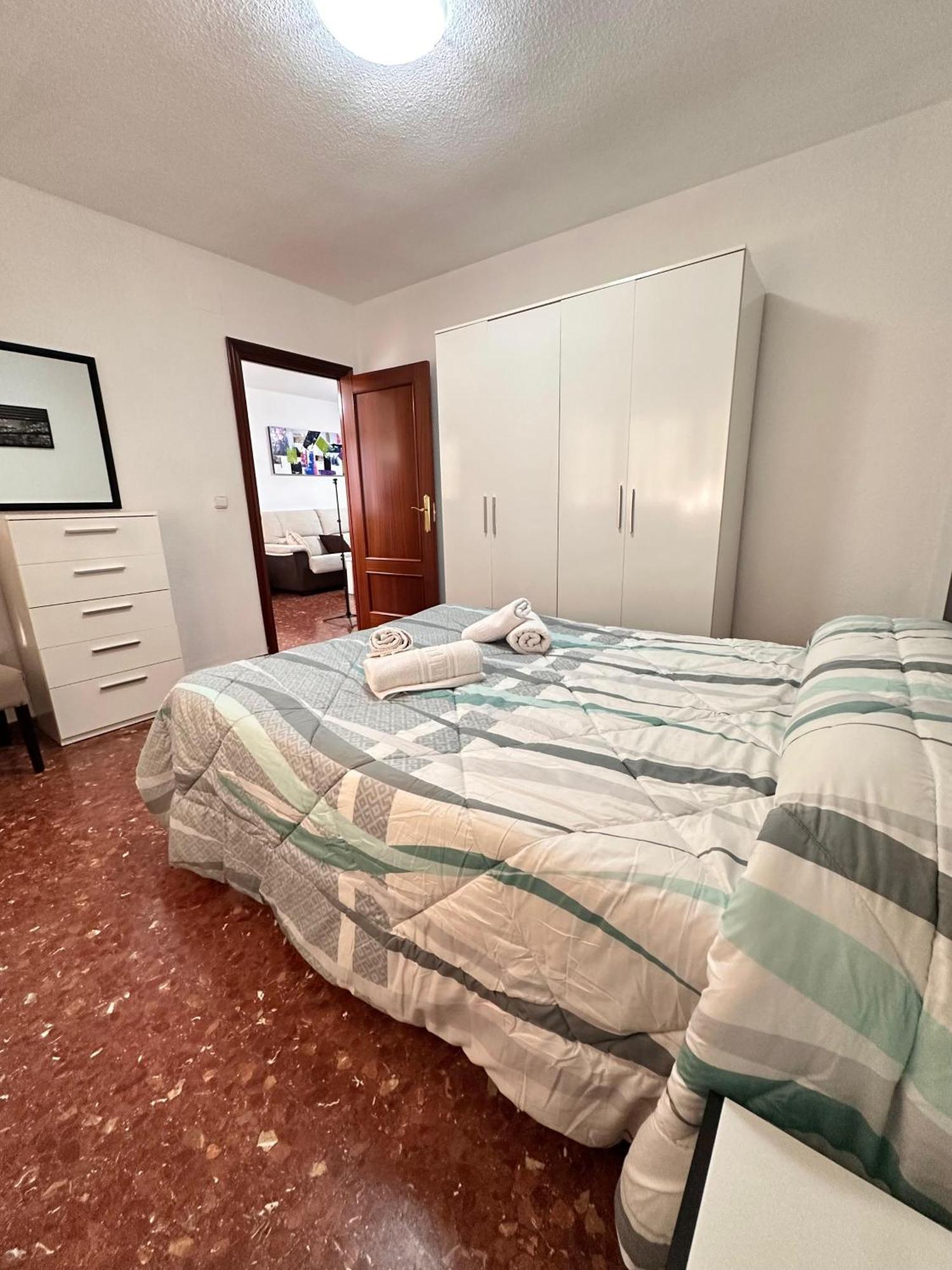Piso Granada 3 Dormitorios Y Parking Privado Экстерьер фото